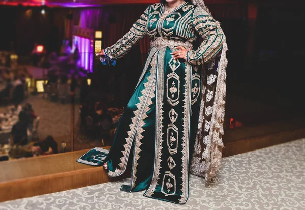Caftan marocain images libres de droit photos de Caftan marocain