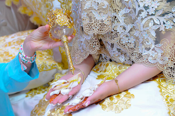 Арабские традиции марокканской хны. Рука и нога невесты татуировки с хной