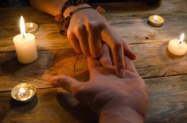 Woman Fortune Teller Reads Lines Man Hand Predicts His Future — Stock Photo, Image