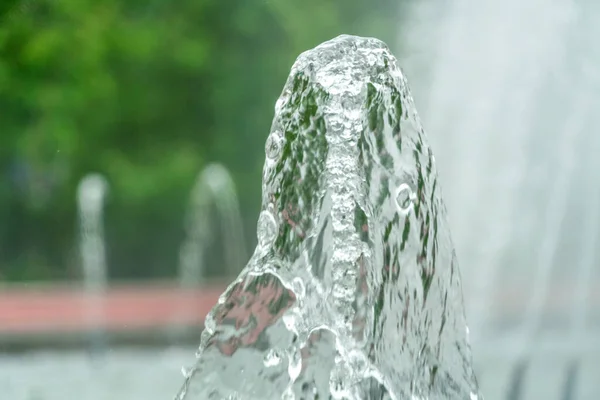 Closeup Picture Water Fountain City Park Background Green Trees — Stock Photo, Image