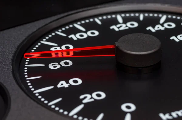 汽车速度计的近照 每小时60公里 — 图库照片