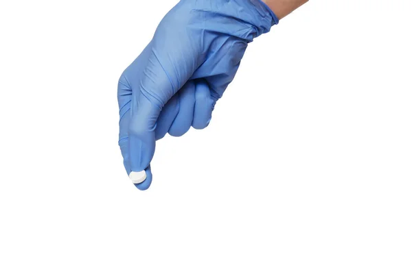 Таблетки Руках Синих Перчатках — стоковое фото