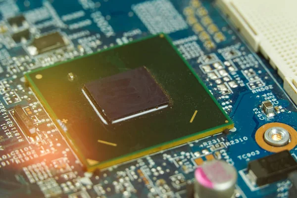 Nahaufnahme Einer Elektronischen Leiterplatte Mit Mikrochips Nahaufnahme Des Motherboard Mikrochips — Stockfoto