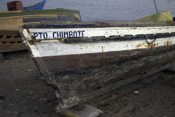 Chimbote Peru Abril 2018 Velho Barco Aberto Frente Costa Chimbote — Fotografia de Stock