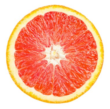 İzole kırmızı turuncu meyve. Kırpma yolu ile beyaz arka planda izole taze kırmızı turuncu dilim