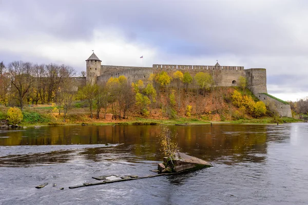 Starobylá Ruská Pevnost Ivangorodu Památka Oblíbená Turistická Atrakce Hranicích Estonskem — Stock fotografie