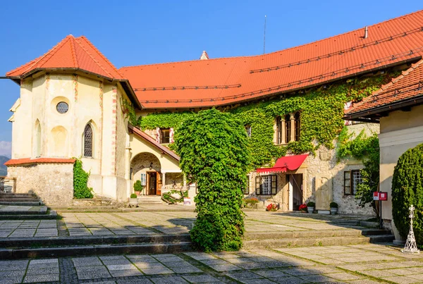 Bled Slovinsko Září 2016 Prohlídka Slovinska Bled Hrad Populární Turistickou — Stock fotografie