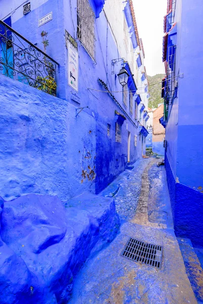 stock image Chefchaouen, Morocco - December 13, 2018: Sightseeing of Morocco. Beautiful blue medina of Chefchaouen town. Traditional blue street