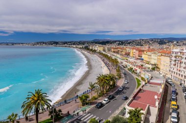Nice, Cote d'azur, Fransa - 7 Mart 2018: Nice, Fransa'nın güzel panoramik havadan görünümü. Fransız rivierası lüks tatil. Akdeniz'in ön görünümü, Melekler Körfezi