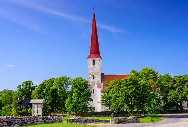 Sightseeing Saaremaa Island Medieval Lutheran Church Michael Village Kihelkonna Saaremaa — Stock Photo, Image