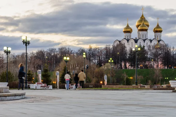 Yaroslavl Rússia Abril 2018 Anel Ouro Rússia Uspensky Catedral Strelka — Fotografia de Stock