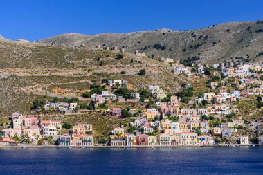 Yunanistan 'ı gezmek. Suriye adasının güzel eski evleri, Suriye adası, Dodecanese, Yunanistan