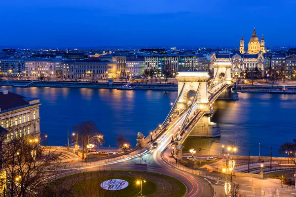 Budapeşte Panoraması Nda Geceleri Zincir Köprüsü Macaristan — Stok fotoğraf