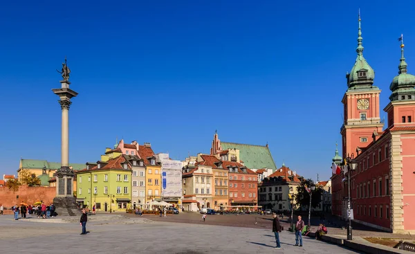 Varsó Lengyelország 2019 Október Varsói Vár Tér Gyönyörű Házakkal — Stock Fotó
