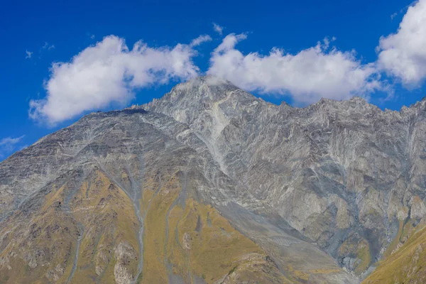 コーカサス山脈 ジョージア州の美しい山の峰 — ストック写真