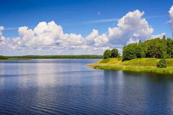 Vackert Sommarlandskap Den Pittoreska Kusten Finska Viken Östersjön Nära Staden — Stockfoto