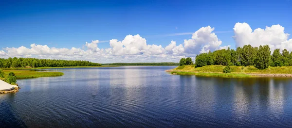 Vackert Sommarlandskap Den Pittoreska Kusten Finska Viken Östersjön Nära Staden — Stockfoto