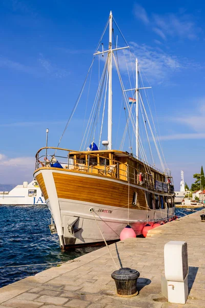 Trpanj Dalmatia Region Croatia September 2018 Picturesque Port Yachts Trpanj — Stock Photo, Image