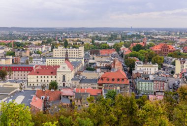 Polonya 'yı gezmek. Grudziadz 'ın şehir manzarası, hava manzarası 