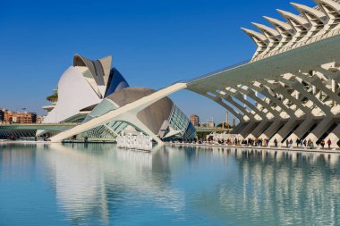 Valencia, İspanya - 5 Ocak 2020 Valencia manzarası. Sanat ve Bilim Şehrinde Modern Mimarlık 