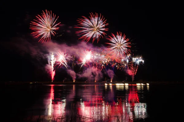 Fantastisk Natt Show Med Fyrverkeri Natten — Stockfoto