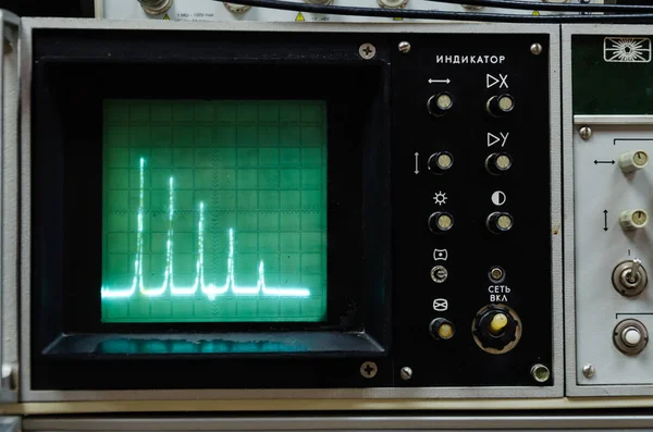 Nahaufnahme Des Oszilloskops Detail Elektrisches Labormessgerät Und Messgerät — Stockfoto