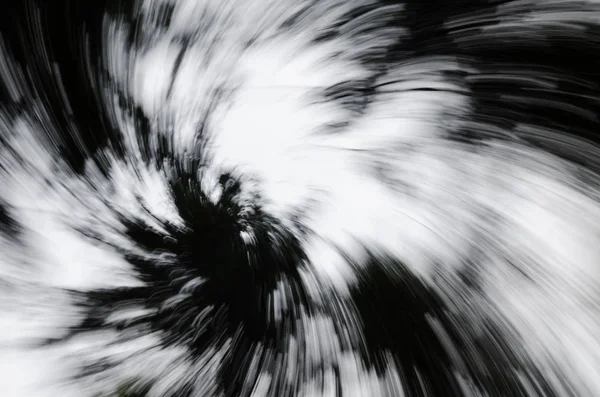 Vista Abstrata Topos Árvores Girando Contra Céu Preto Branco — Fotografia de Stock