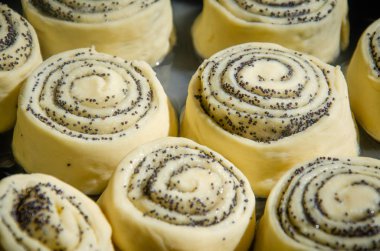 Tarçınlı, tarçınlı, çörekli.