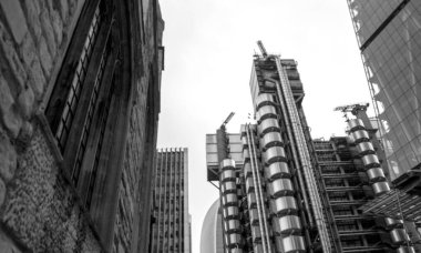 Londra Mimarisi Siyah-Beyaz