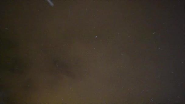 Neige Nuit Sur Ciel Lourd — Video