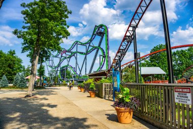 Jack Township, New JERSEY, ABD. Six Flags Büyük Macera Parkı 'nın manzarası. Six Flags Great Adventure, Six Flags tarafından işletilen ve Jackson, New Jersey 'de bulunan bir lunapark..