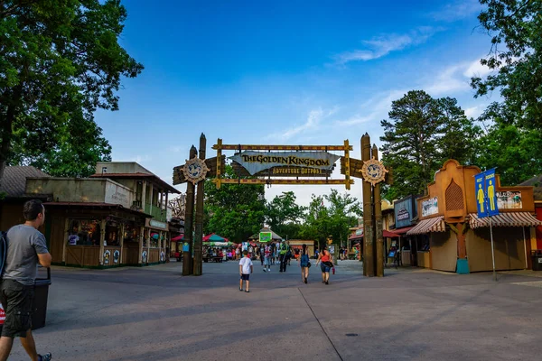 Jackson Township June 2016 Guests Having Fun Six Flags Great — Stock Photo, Image