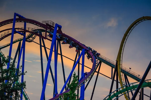 Gäste Amüsieren Sich Auf Der Achterbahn Superman Six Flags Great — Stockfoto