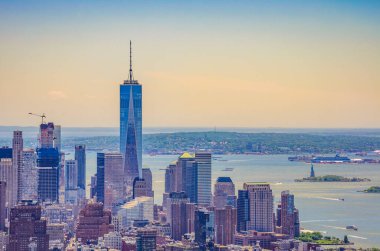 New York şehir binalarının ve gökdelenlerin panoramik hava manzarası