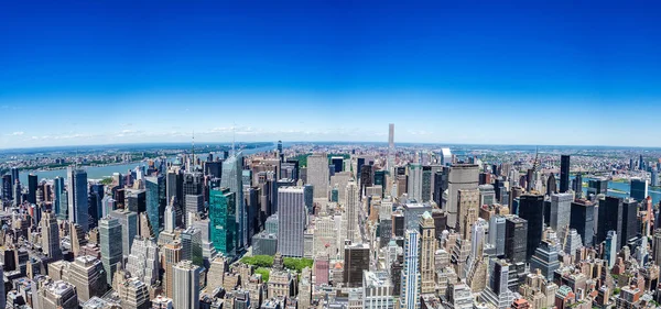 Panoramisch Uitzicht New York City Gebouwen Wolkenkrabbers — Stockfoto