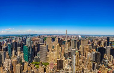 New York şehir binalarının ve gökdelenlerin panoramik hava manzarası