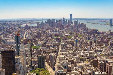 New York şehir binaları ve gökdelenler üzerinde havadan panoramik manzara