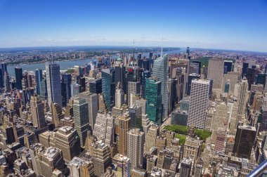New York şehir binaları ve gökdelenler üzerinde panoramik hava manzarası