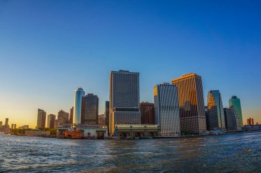 New York şehir binalarının ve gökdelenlerin panoramik manzarası