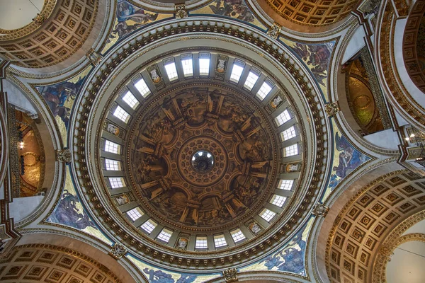 Dentro Catedral São Paulo Londres Detalhes Edifício Interior Uma Catedral — Fotografia de Stock