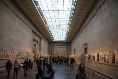 Parthenon Galerileri. İngiliz Müzesi, Londra, İngiltere, İngiltere 'deki Elgin Mermerleri.