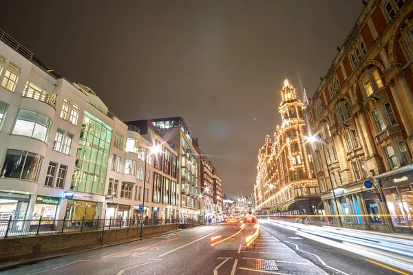 Night Traffic Street Scenery Typical Rainy Day United Kingdom Harrods — Stock Photo, Image