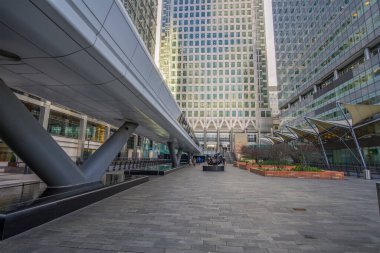 Canary Wharf DLR istasyonu. Jubilee hattında, Kanada Suyu ile Kuzey Greenwich arasında bir Londra metro istasyonu. Londra, Birleşik Krallık.