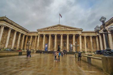 British Museum 'un dış görünüşü, Great Russell sokağı, Londra, İngiltere, İngiltere, Avrupa