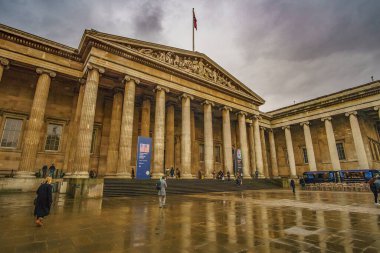 British Museum 'un dış görünüşü, Great Russell sokağı, Londra, İngiltere, İngiltere, Avrupa