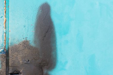 Arkaplan olarak kullanılabilecek çizik ve çatlaklarla metal doku