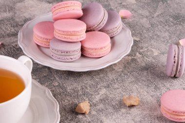 Düğün, St. Valentine's Day, Doğum günü, hazırlama, tatil. Bir beton zemin üzerine güzel pembe lezzetli Bademli kurabiye