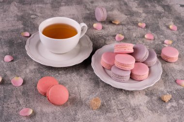 Düğün, St. Valentine's Day, Doğum günü, hazırlama, tatil. Bir beton zemin üzerine güzel pembe lezzetli Bademli kurabiye