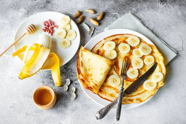 Comida Postre Pasteles Tortitas Tarta Deliciosos Panqueques Con Plátano Miel — Foto de Stock