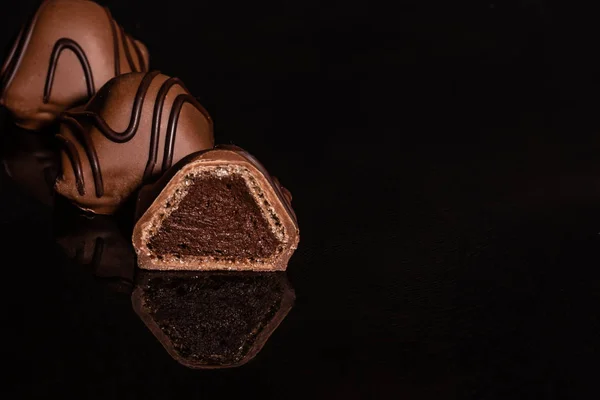 Chocolate Vidro Com Reflexão Pode Ser Usado Como Fundo — Fotografia de Stock